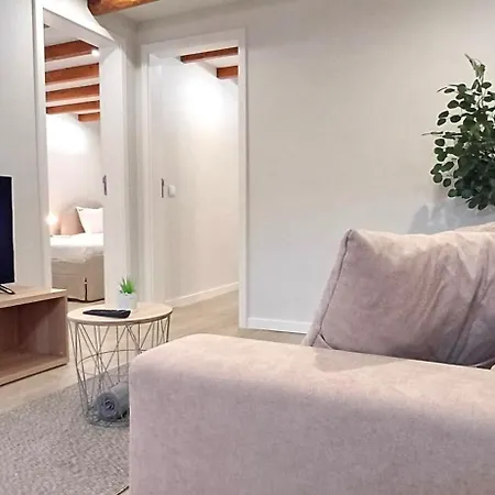 Apartment 1000jo T2