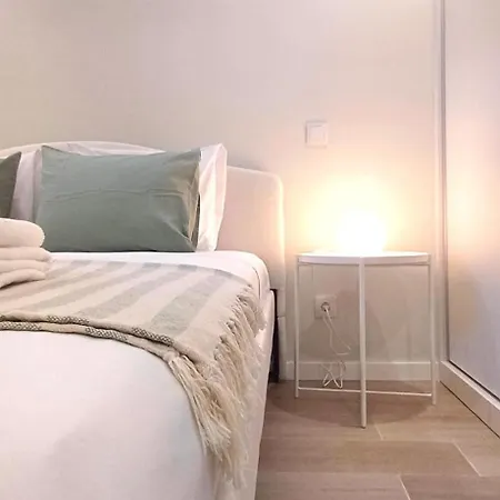 1000jo T2 Apartment Gulpilhares